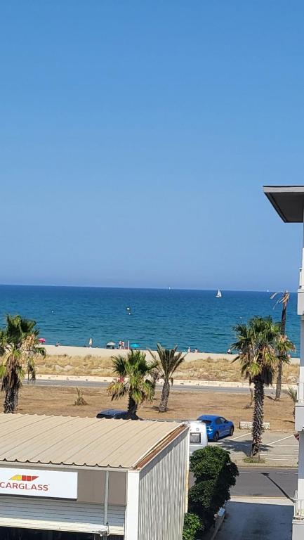 Vu mer, refait à neuf, spacieux, agréable, hôte reactif - 4