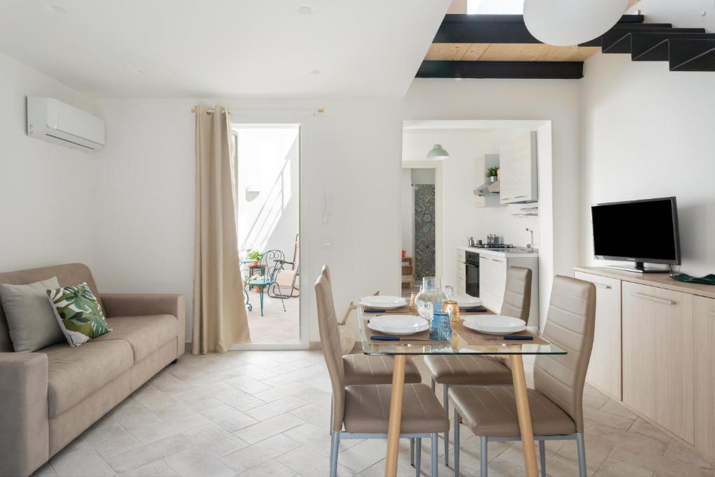 RYS Mondello House - 4