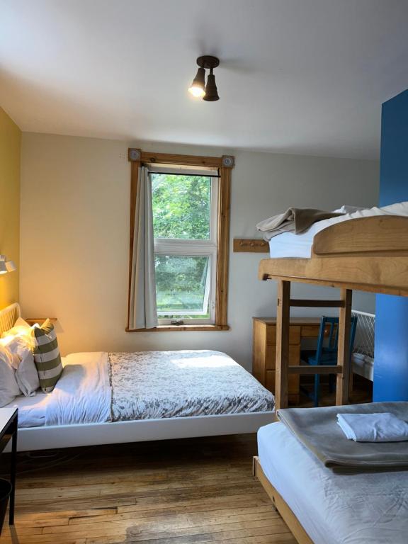 Auberge Internationale de Riviere-du-Loup photo