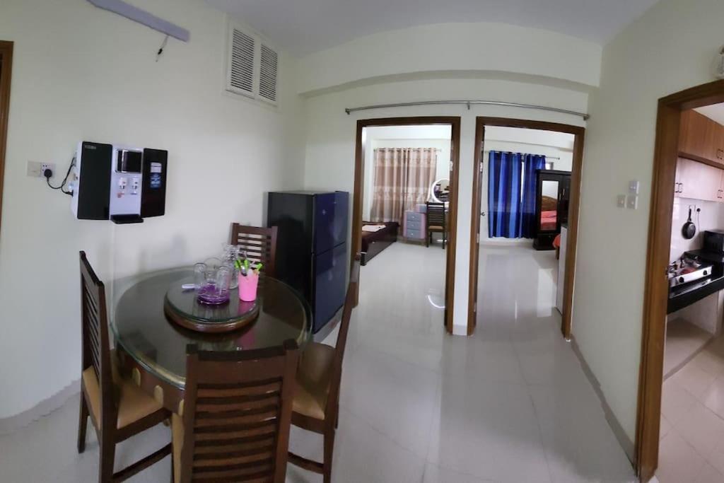 Cozy living near Gulshan 2bedroom