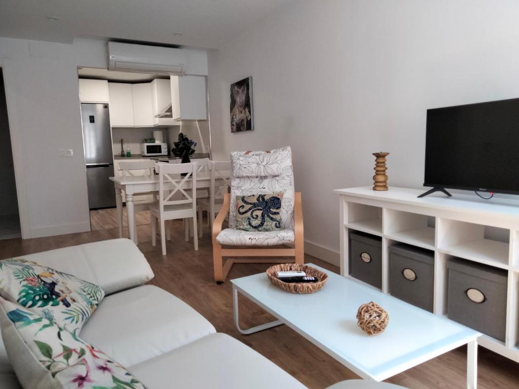Moderno apartamento en zona antigua - 2