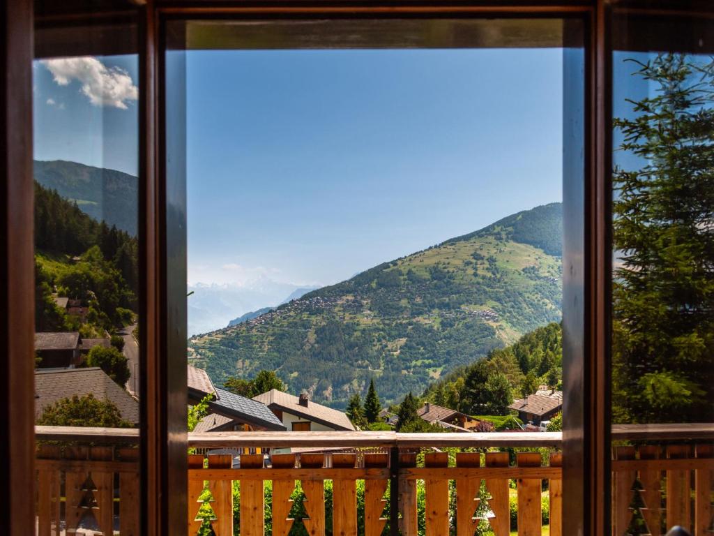 Chalet Le Hibou by Interhome - 3