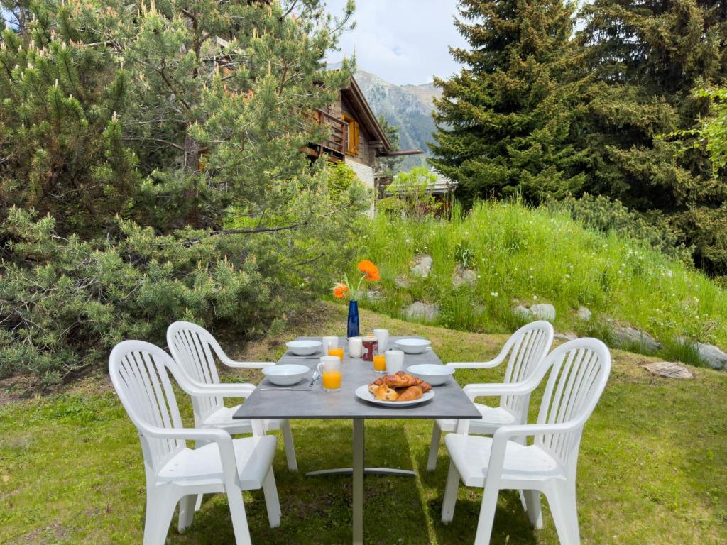 Chalet Biquinou by Interhome - 4