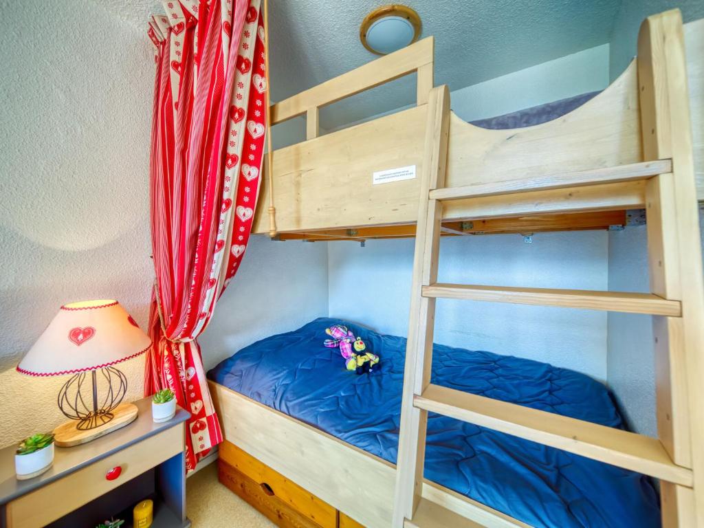 Studio Vostok Zodiaque-79 by Interhome - 4