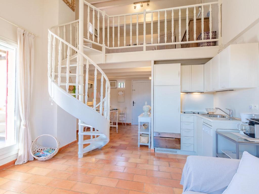 Apartment Les Hauts des Issambres-14 by Interhome - 2