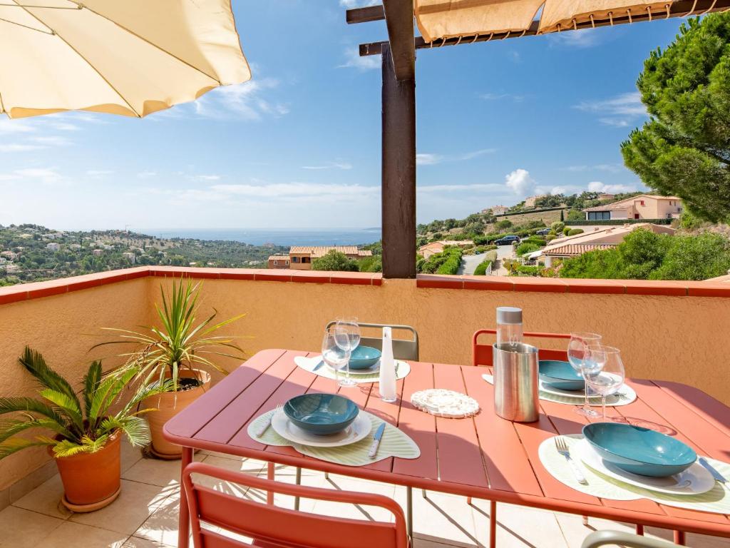 Apartment Les Hauts des Issambres-14 by Interhome - 1