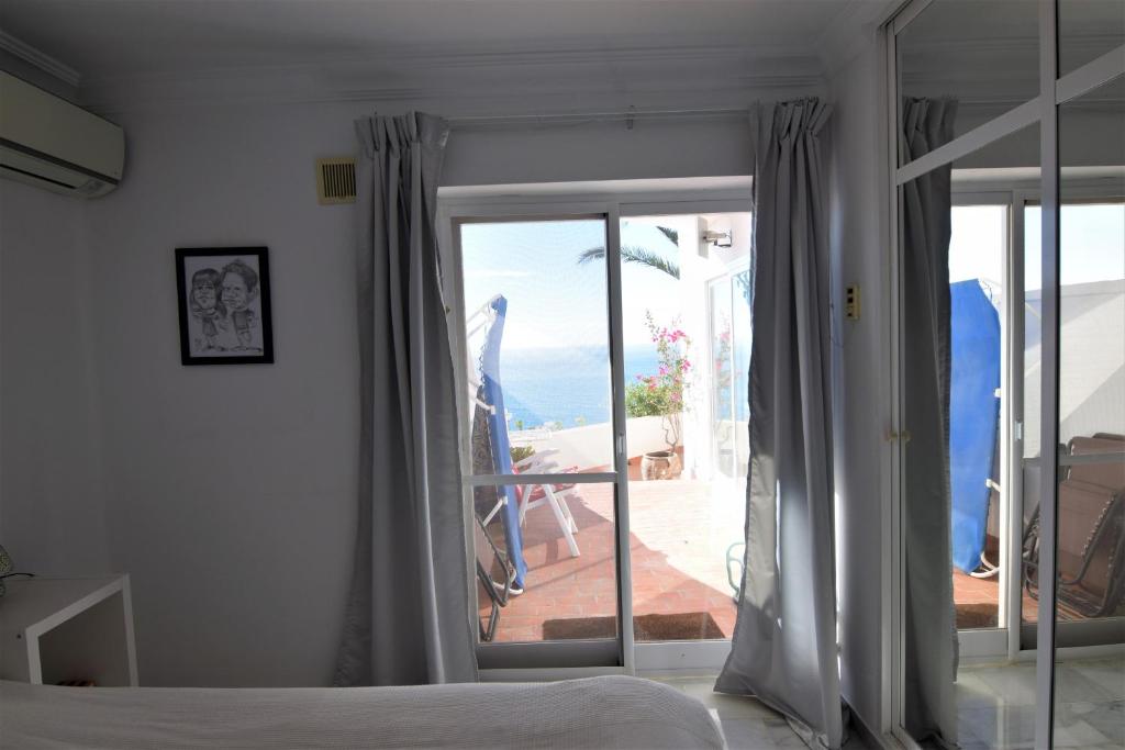 Ladera Panorama 25 - 4