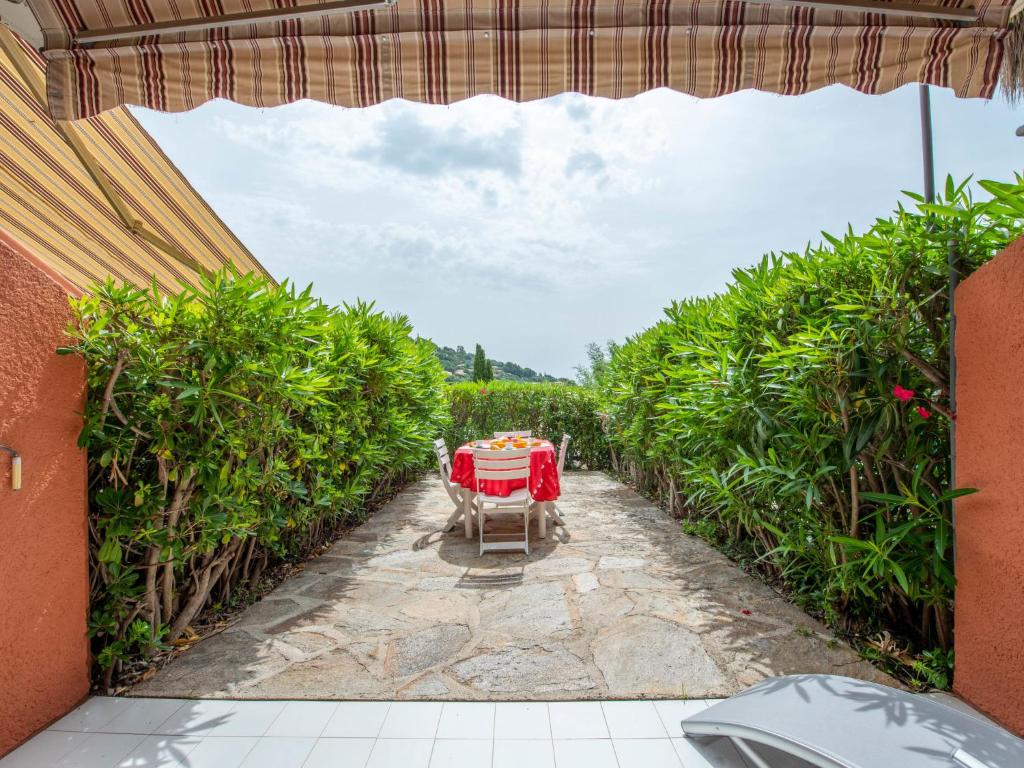 Studio Le Hameau du Soleil-4 by Interhome - 5