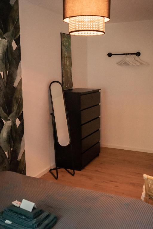 MOREHOME Sonnenterrasse & Heimkino Switch 2 - 5