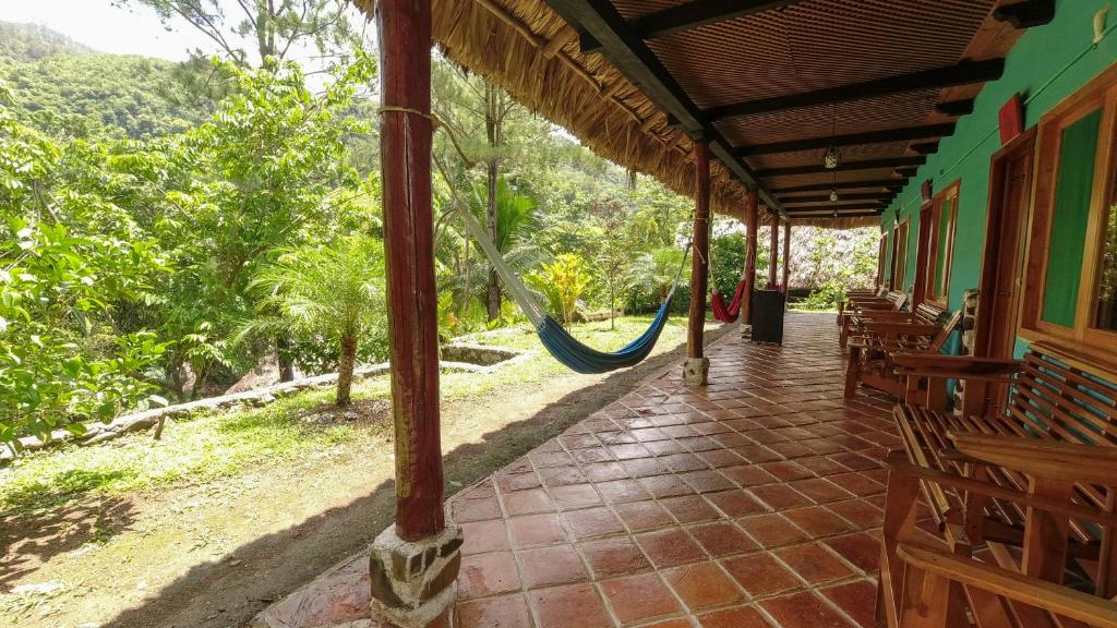 El Retiro Lanquin photo