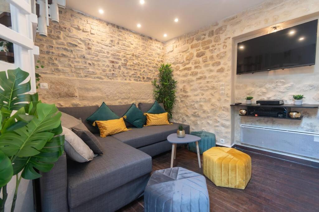 Duplex Parisien charmant en face métro13 - 5