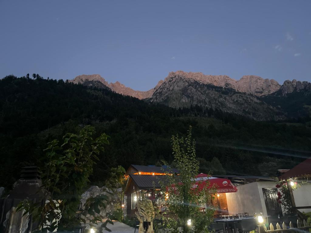 BUJTINA IZET SELIMAj photo
