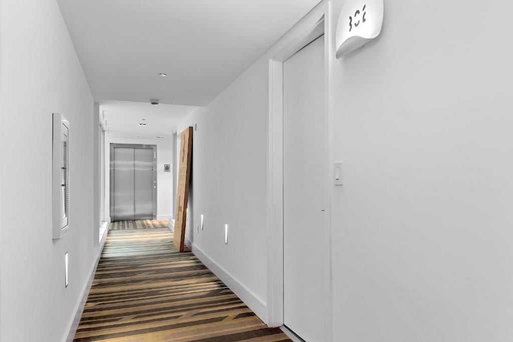Boutique Hotel Suite 1215 West Avenue photo