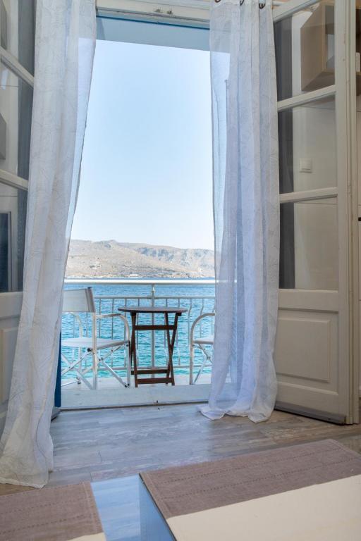 ARTEMIS SUITE, Agia Marina