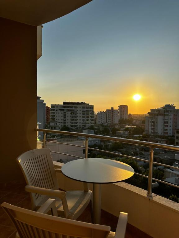 AMI apartament, Vlorë