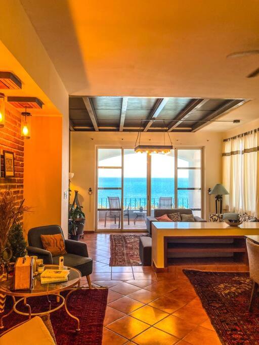 Condo en la playa, vista espectacular ! - 3