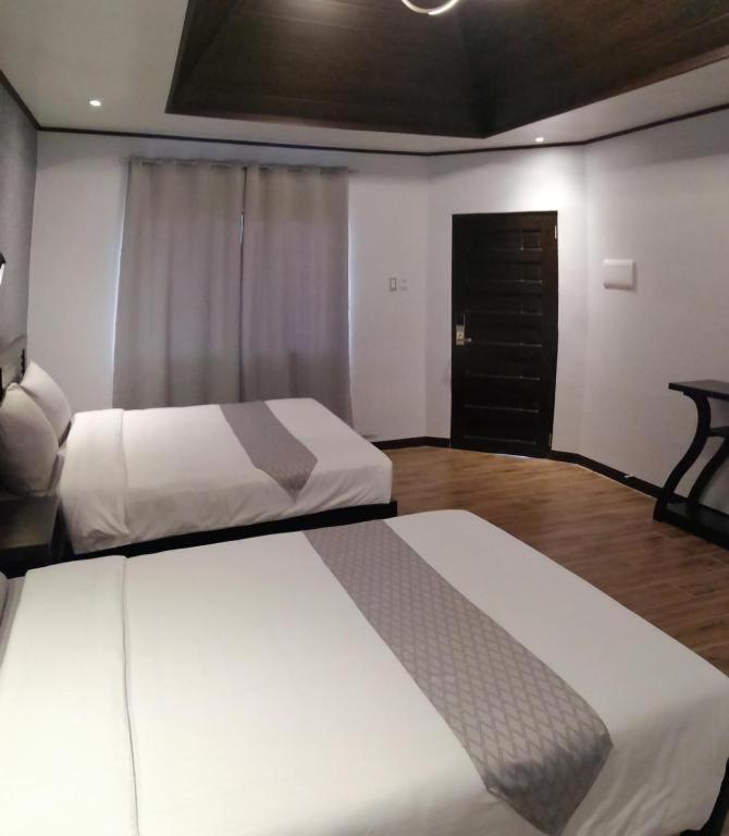 Hidden Jewel Resort photo