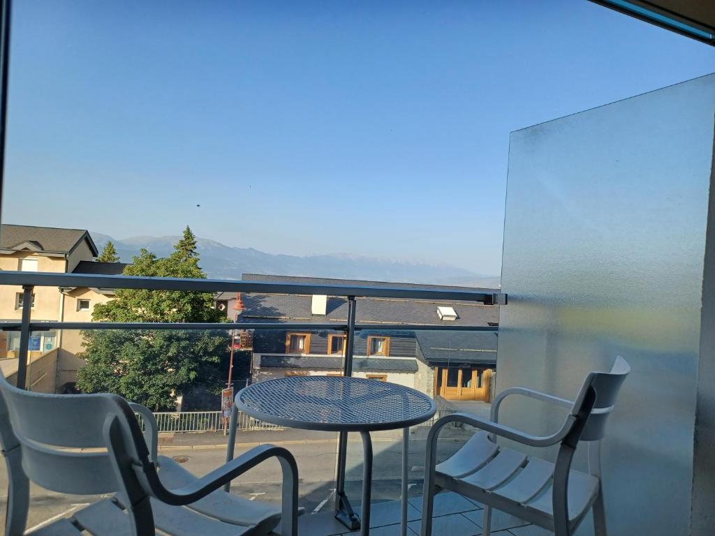 Appartement classé 3 étoiles avec superbe vue, Font Romeu Odeillo Via