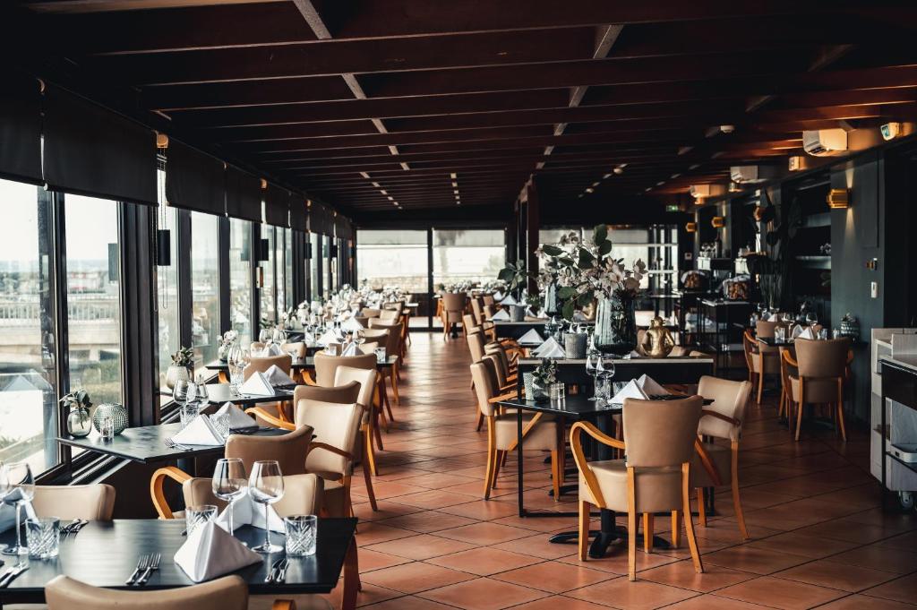 Restaurant, Hotel Saint-Aygulf in Frejus