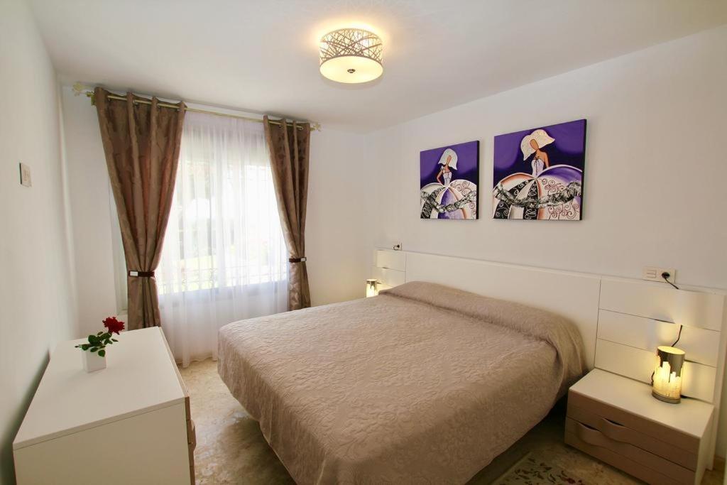Miraflores Sea View Apartment with Garden - 3
