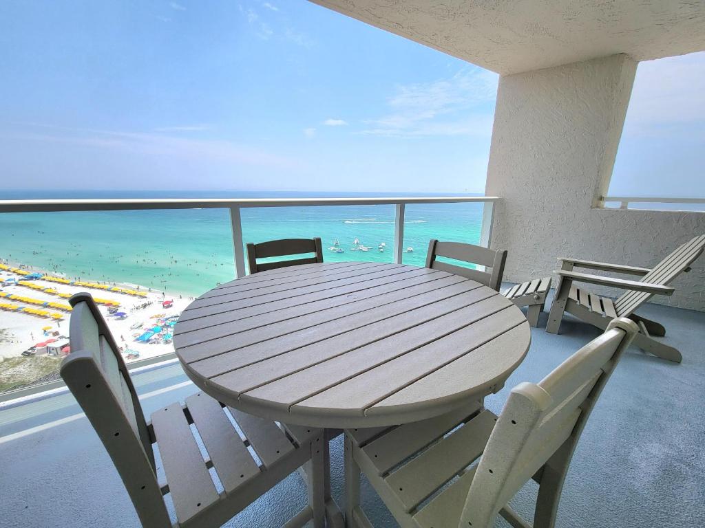 Beachside II 4351, Destin