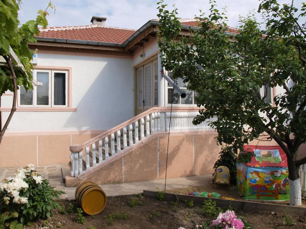 Guest House Borisov 전경