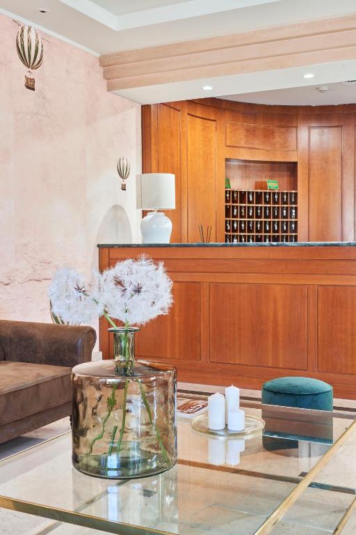 Hotel Cyrano Spa photo