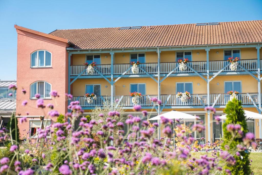 JUFA Hotel Vulkanland