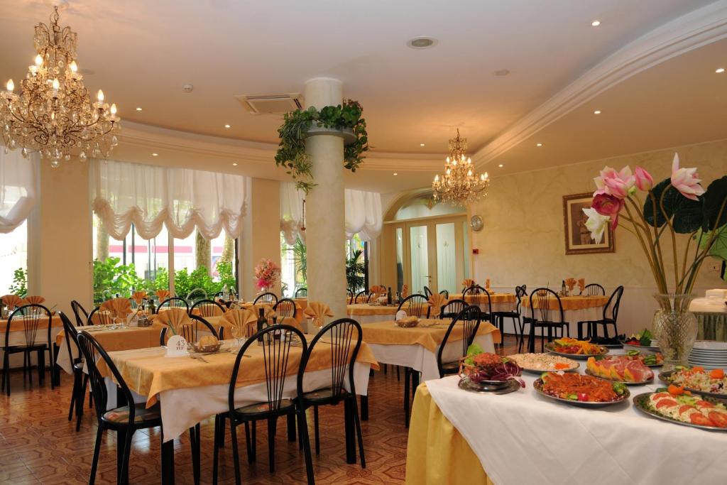 Hotel Flora - 3