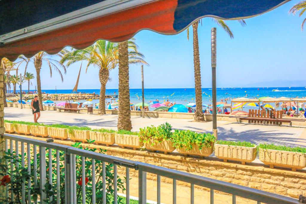 LITORAL COSTA DORADA - BELLO HORIZONTE Only families - 2