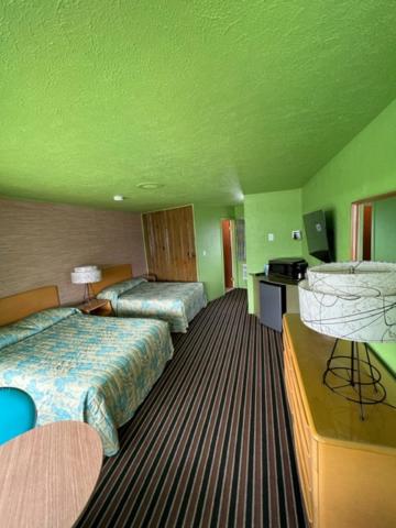 2. Caribbea..