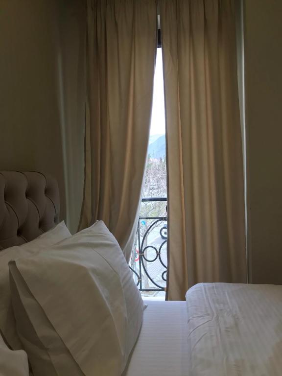 Hotel Pazari & Apartments photo
