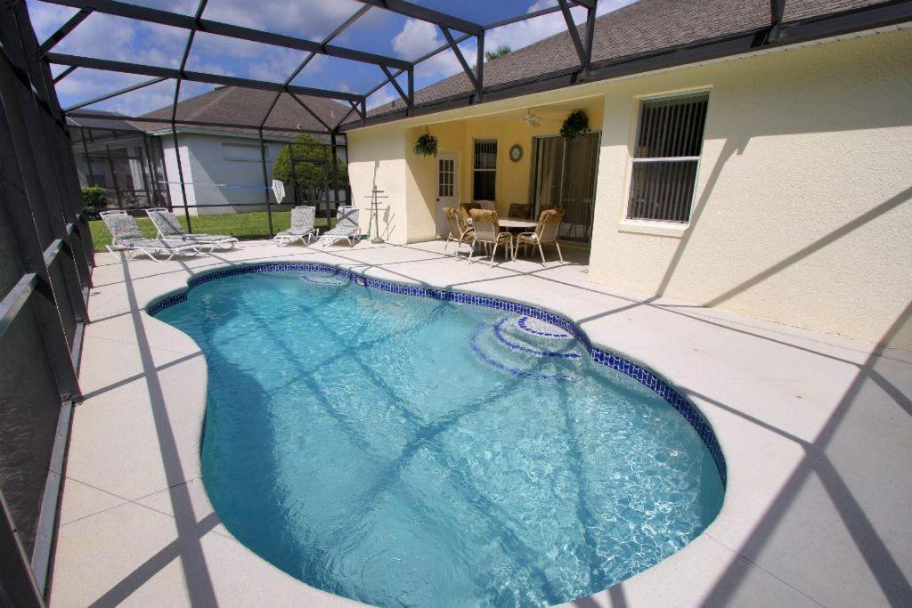 4 bedrooms pool home with game room Calabay, Davenport