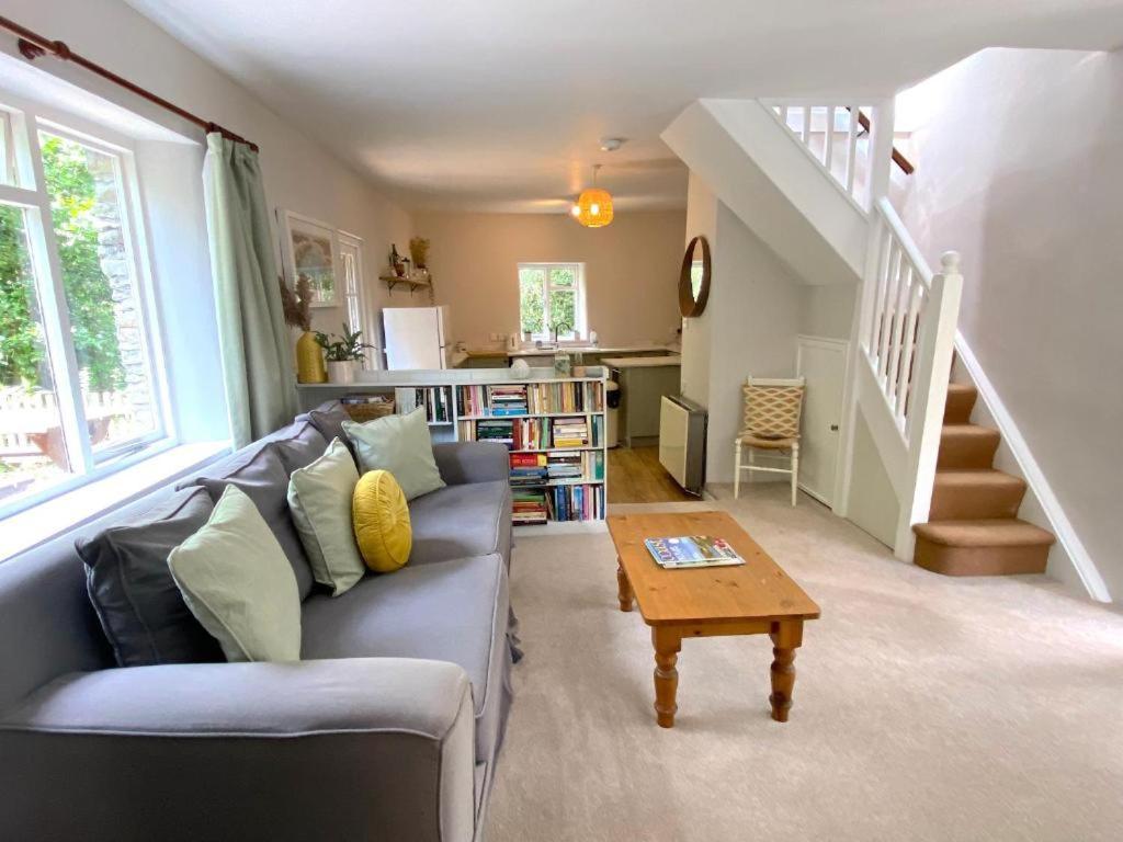 Watermill Cottages, Dartmouth photo 2