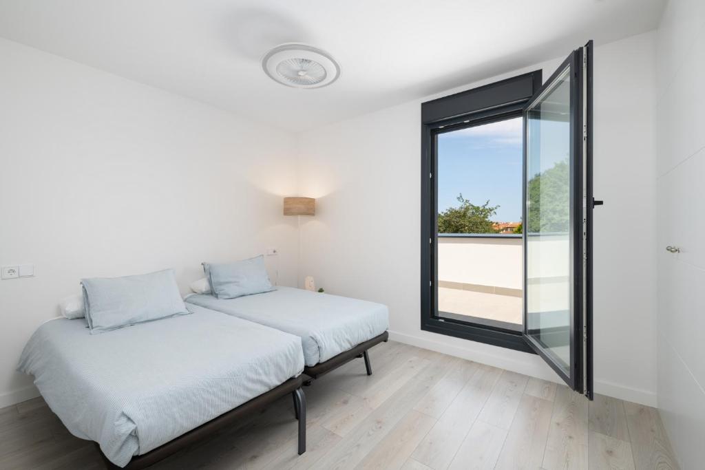 Ático en Llanes con gran terraza, piscina y pista de paddel - 4