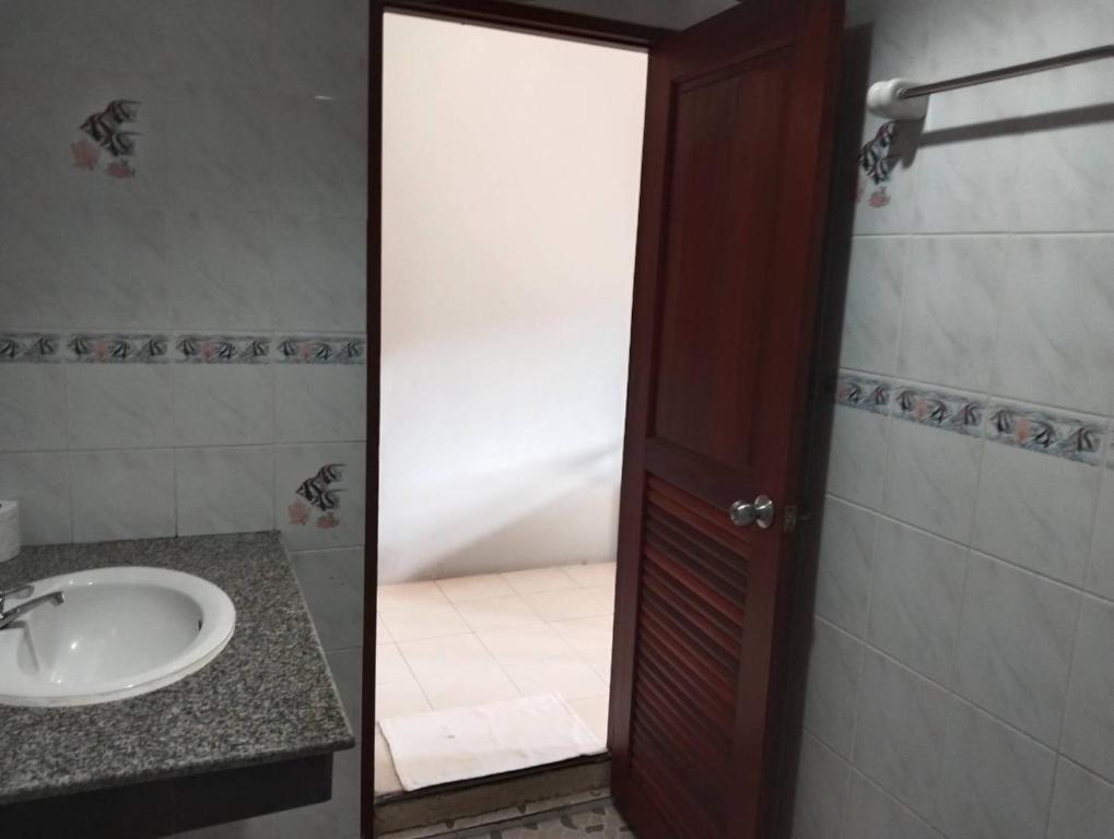 Fueangfu Home Hostel photo