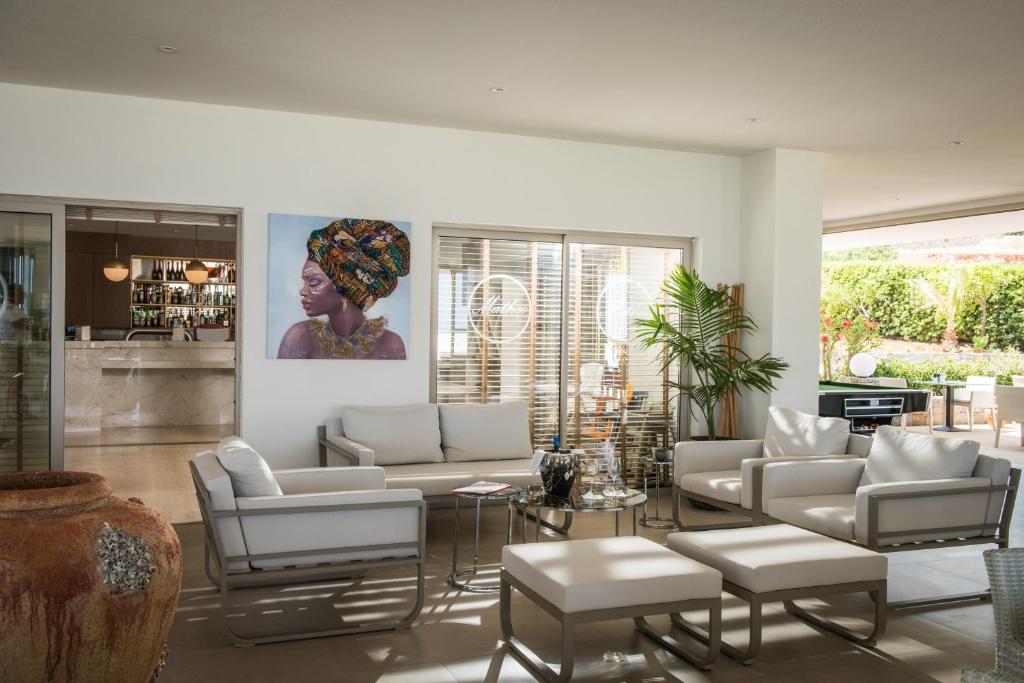 Bar/lounge
