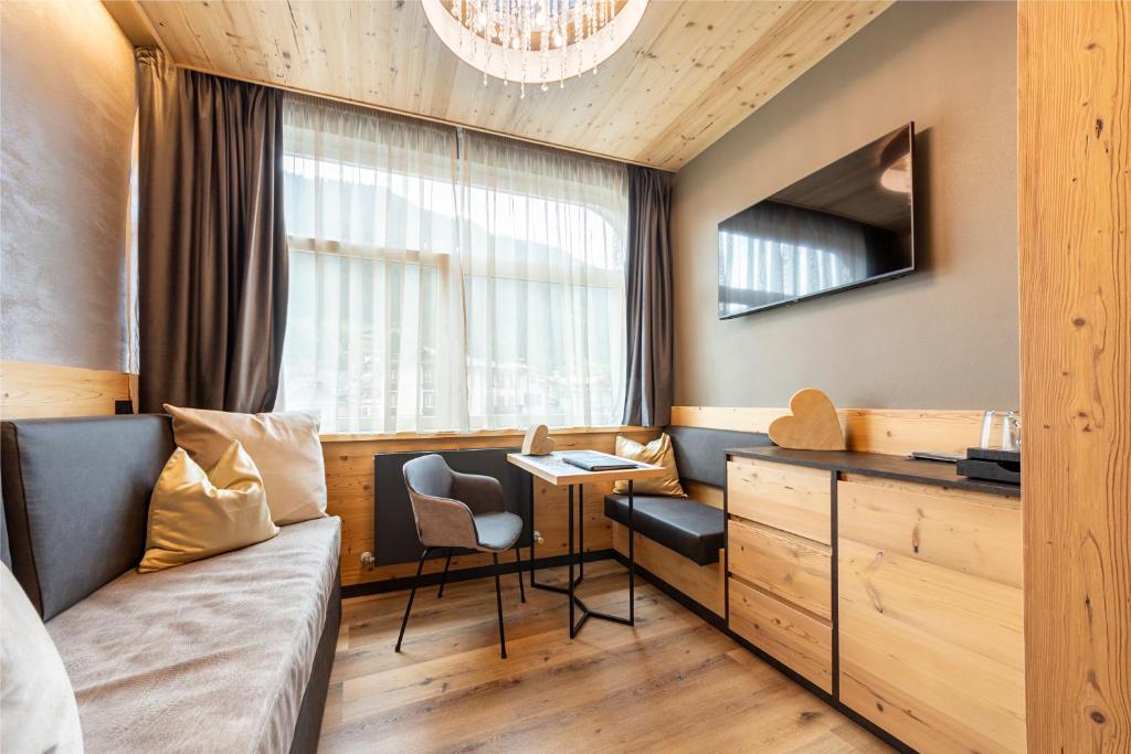 Hotel Faloria - 3