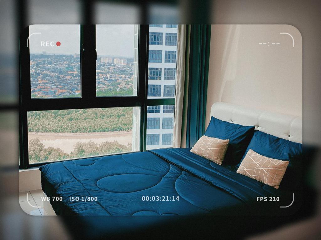 HomeNest JB City Poolview suite by Cozy Home photo