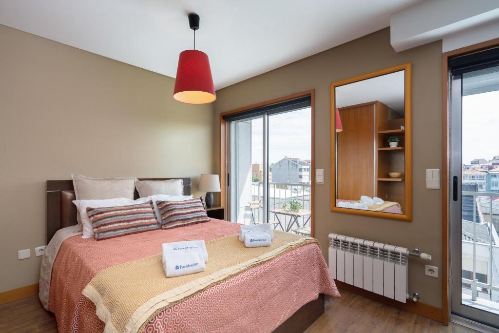 Host Wise - Bright Fresh Flat with Garage - Marquês, Porto