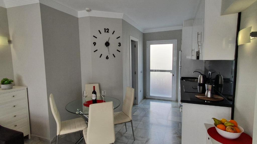 Nice Duplex Home, Marbella, See View, Hotel Resort - 3