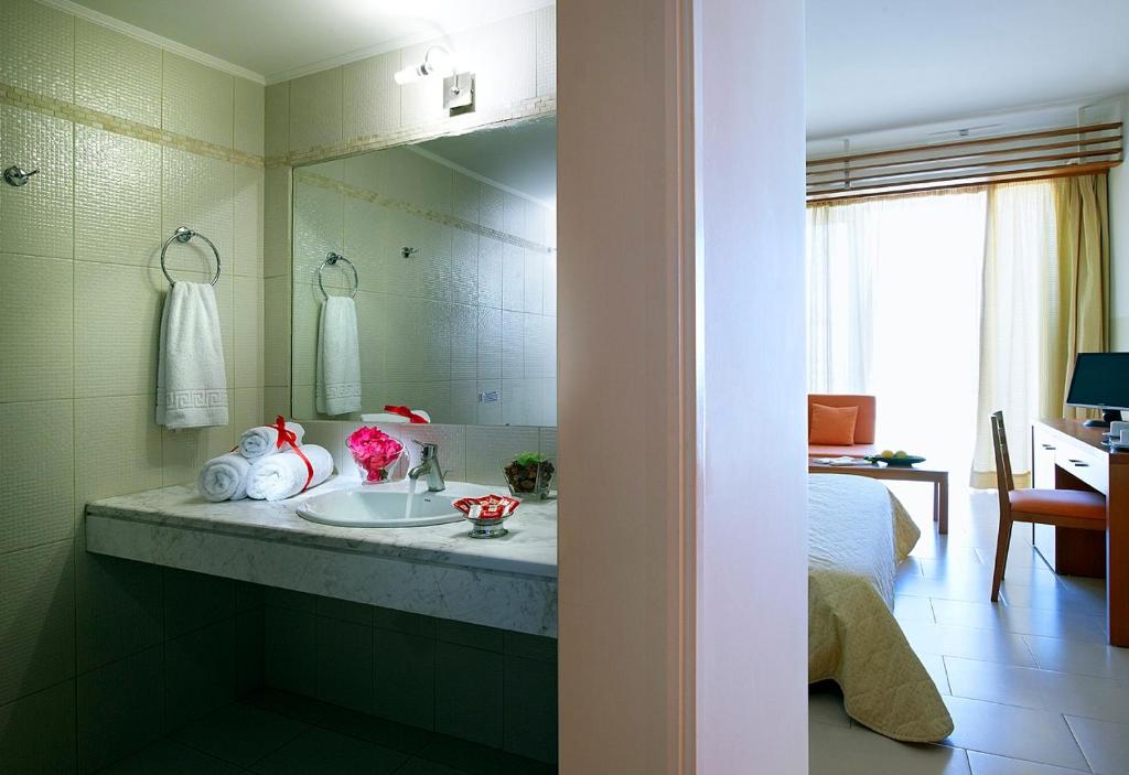 Bali Beach and Sofia Village — Hotel rooms in Bali