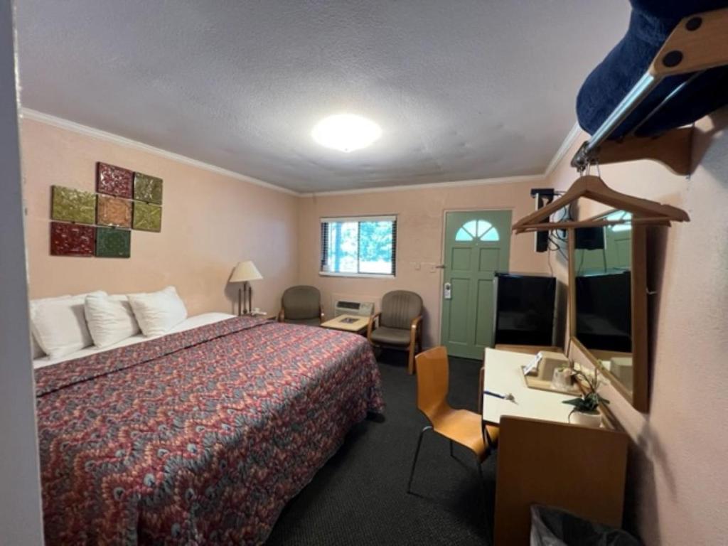 Rolling Brook Inn photo