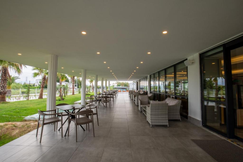 Hane Sun Elite Hotel — Restaurant & bars in Side