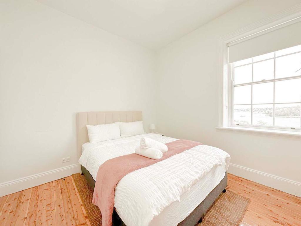 Kent Terrace photo