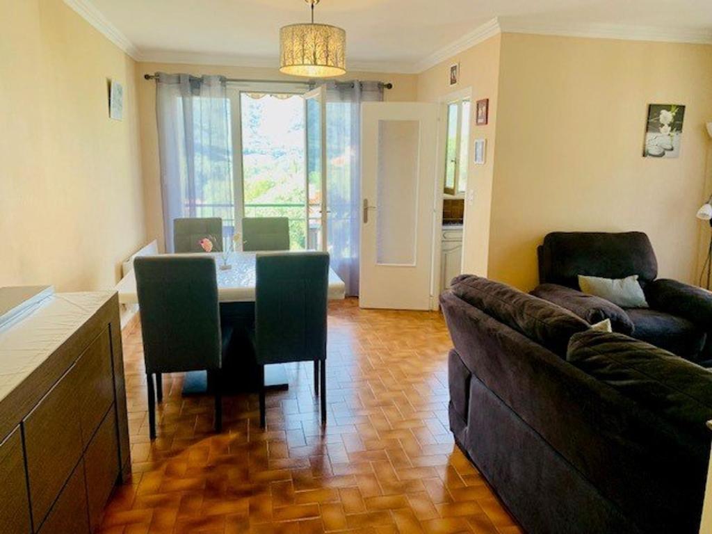 Appartement F3, 4 Couchages, Balcon, Wi-Fi, Garage, Ascenseur, Proche Centre et Cures, Amélie-les-Bains - 2