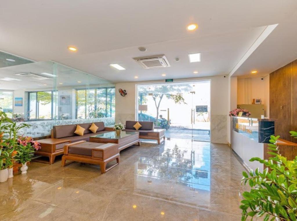 An Bình Tân Hotel