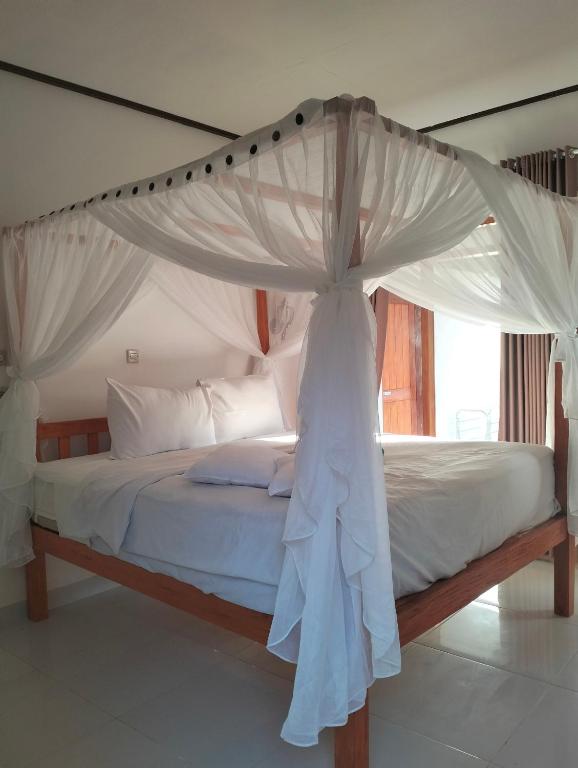 Sugi Gede Homestay photo
