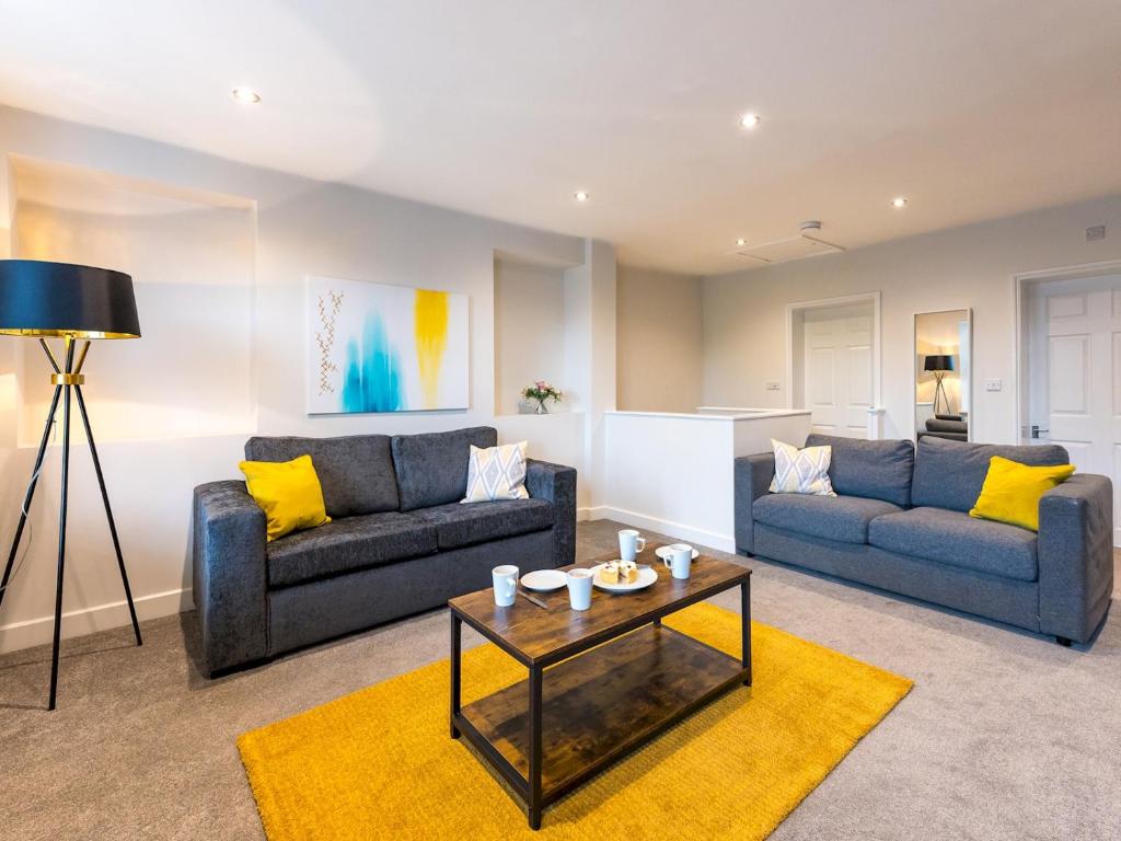 Pass the Keys Perfectly located 2 bed townhouse in Shrewsbury, Shrewsbury