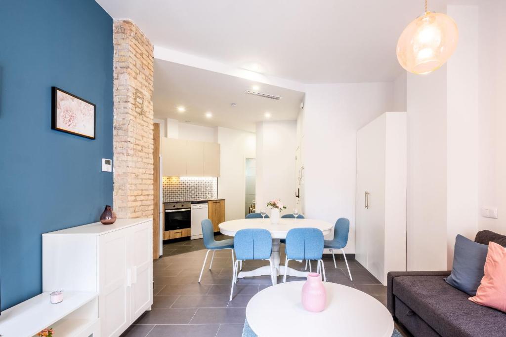 New and Modern Apartment with Comfy Beds - 5